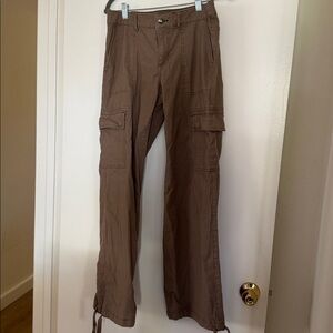 Wild Fable Cargo Pants lots of pockets! Stretchy!